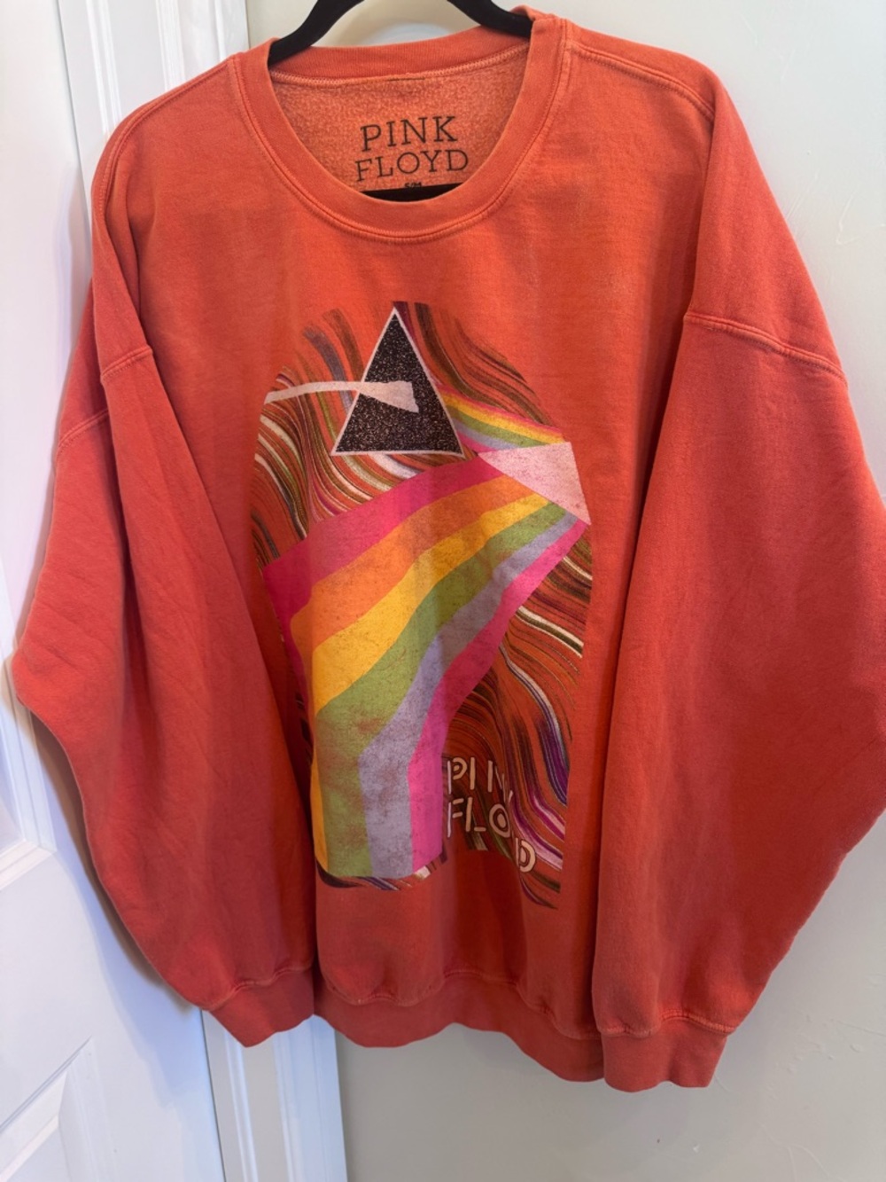 🎸Pink Floyd Prism Graphic Sweatshirt | Vintage Vibes | Oversized Cozy Essential - Picture 5 of 6